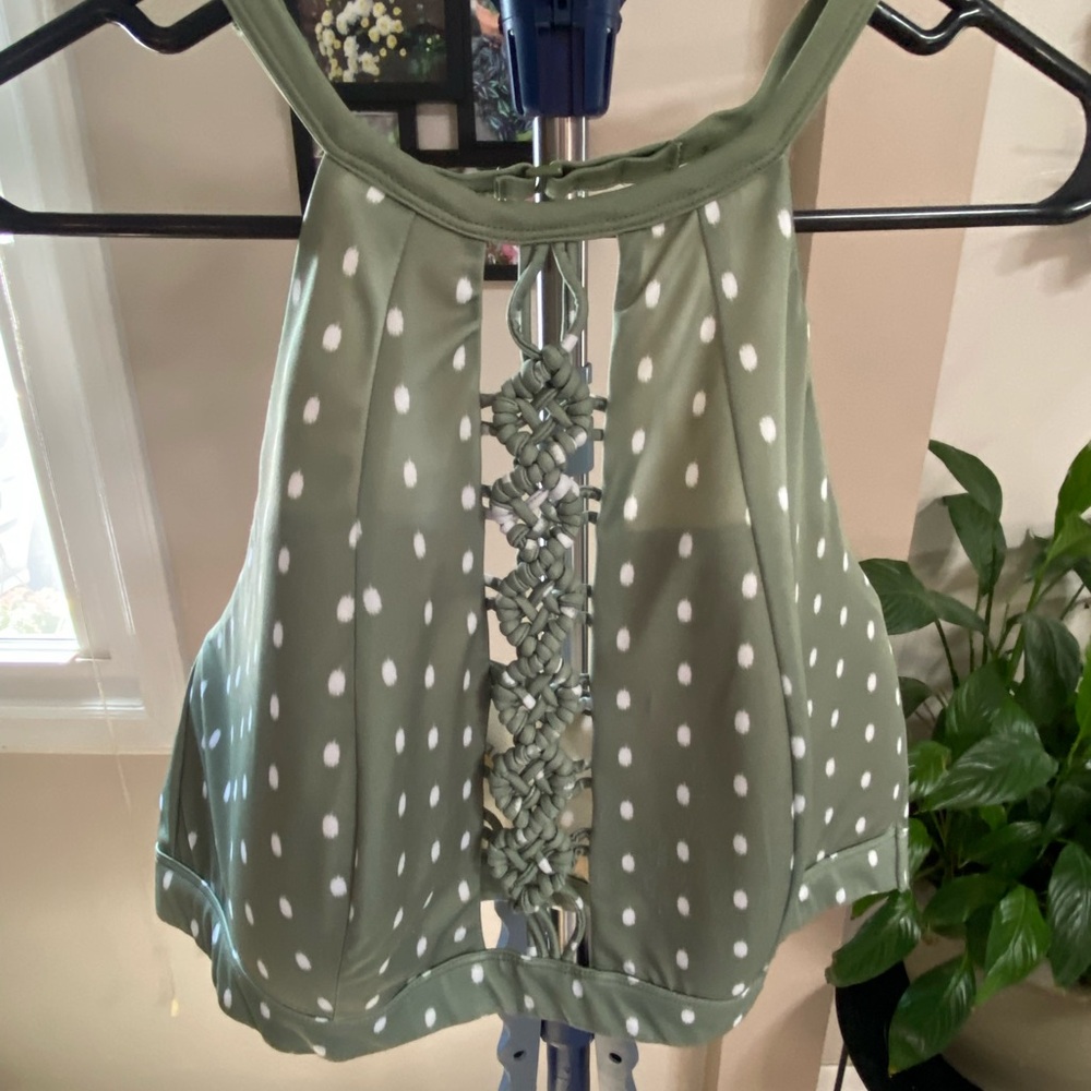 Cacique Halter Swim Top Size 20